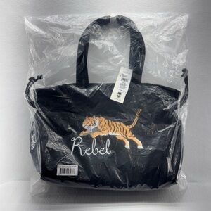 NEW WILDFOX REBEL BLACK TIGER TOTE  BEACH OVERNIGHT  SOFT BOSS BAG POOL W/TAGS